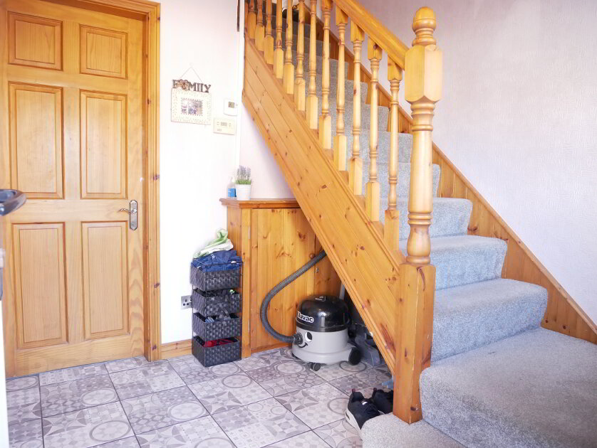 Photo 3 of 2 Carron Close, Enniskillen