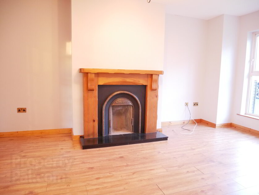 Photo 3 of 27 Spruce Hill, Irvinestown