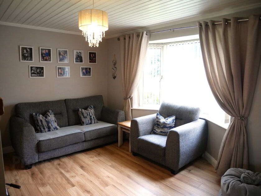 Photo 5 of 5 Manor View, Tempo