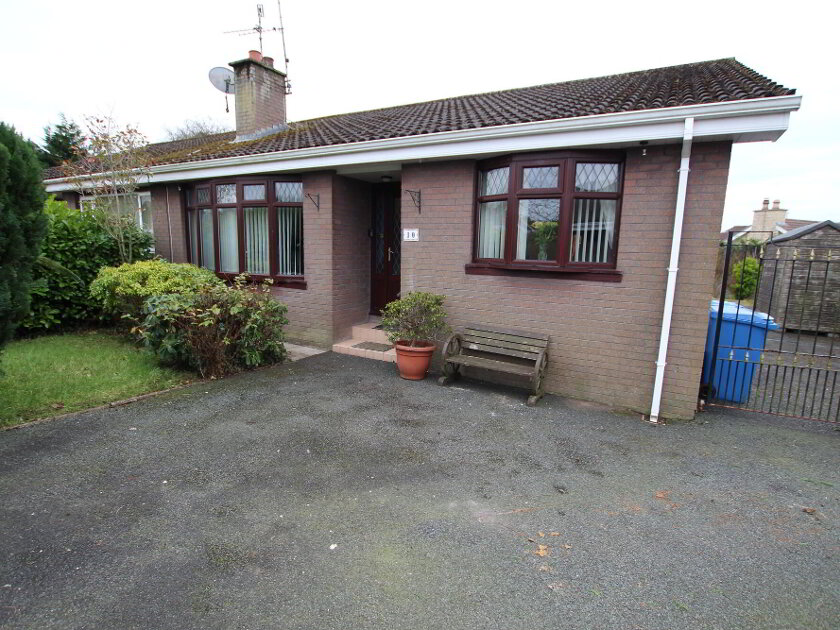 Photo 1 of 10 Landgarve Manor, Crumlin