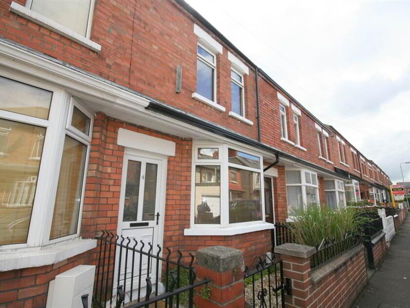 Photo 1 of 4 Willowholme Drive, Belfast