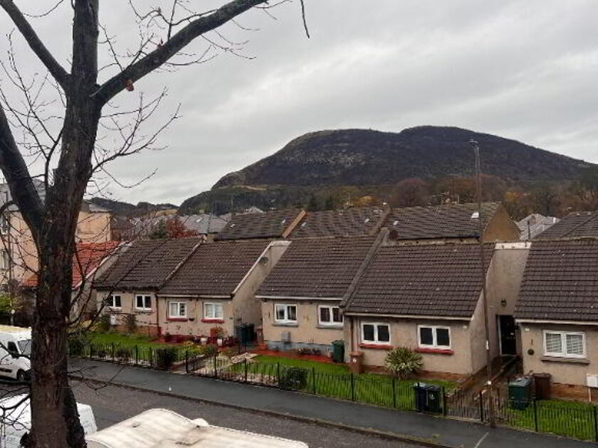 Photo 1 of 32 Prestonfield Avenue, Prestonfield, Edinburgh