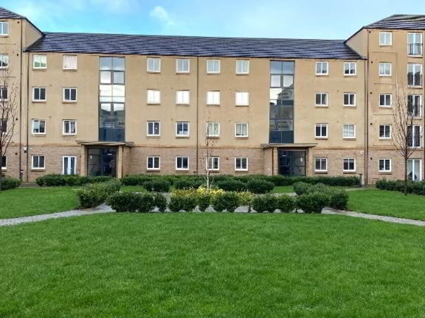 Photo 1 of 5 Flaxmill Place, Bonnington, Edinburgh