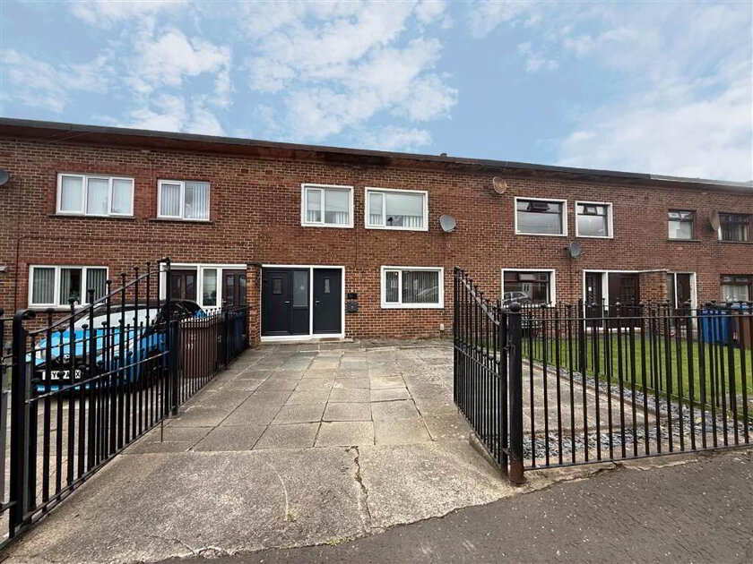 Photo 1 of 20 Lissan Close, Cregagh, Belfast