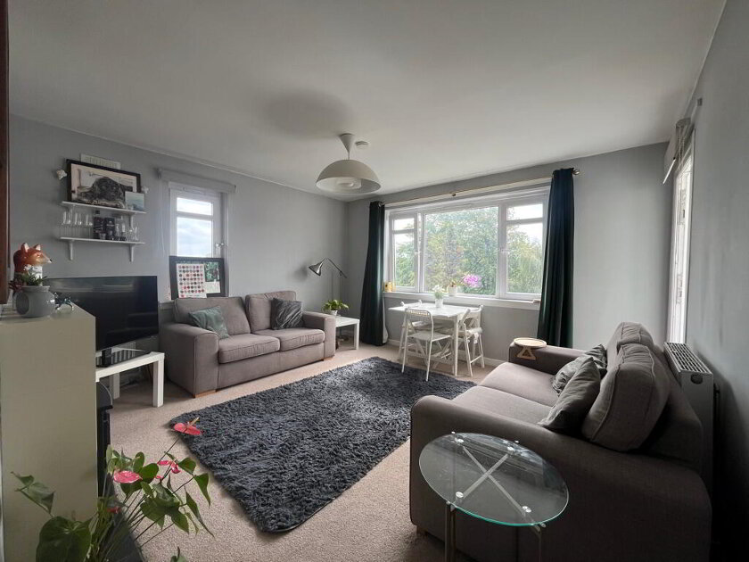 Photo 1 of 89 Falcon Court, Morningside, Edinburgh