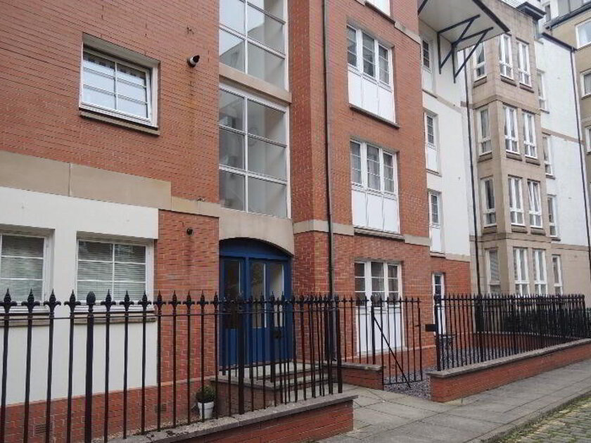 Photo 1 of 17 East Silvermills Lane, Stockbridge, Edinburgh