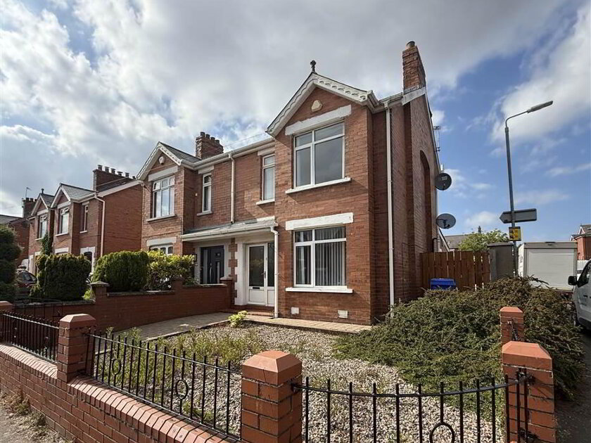 Photo 1 of 33 Onslow Parade, Cregagh, Belfast