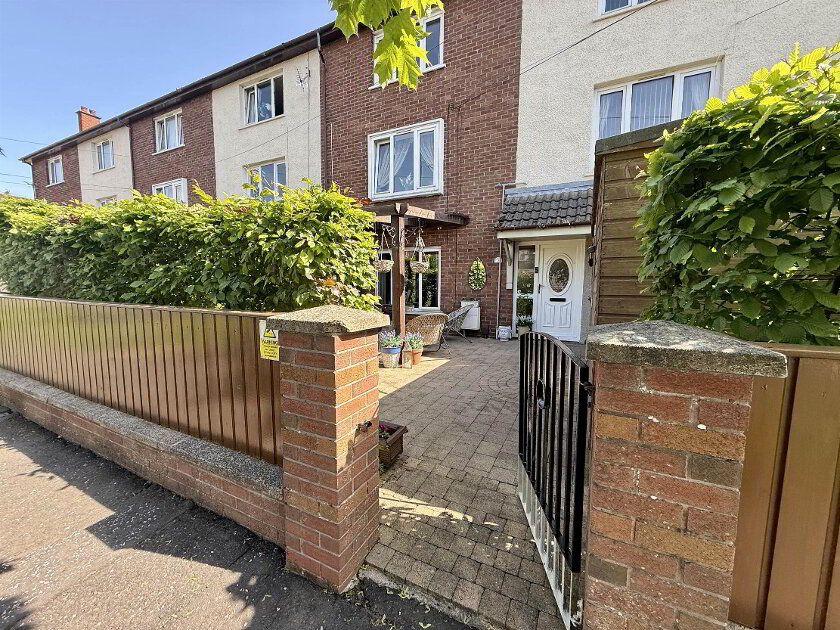 Photo 1 of 3 Braeside Grove, Braniel, Belfast