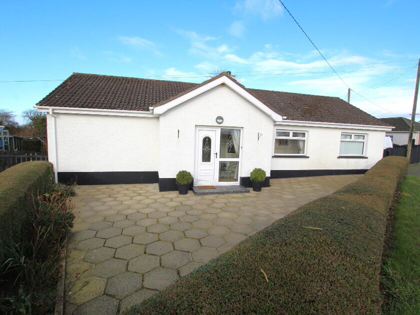 Photo 1 of 26 Feumore Road, Ballinderry Upper, Lisburn