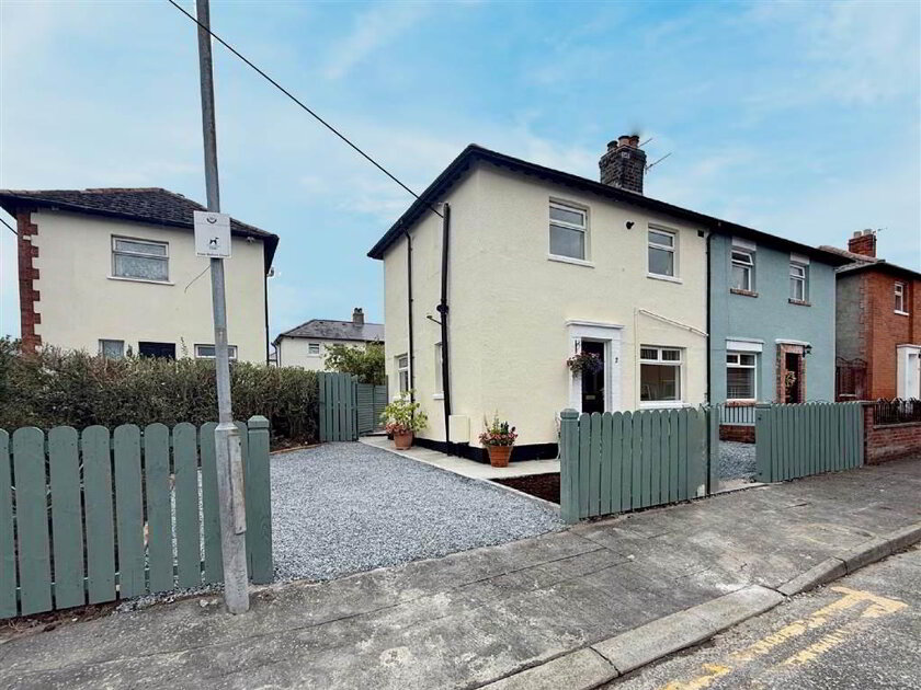 Photo 1 of 2 Chesham Drive, Ravenhill, Belfast