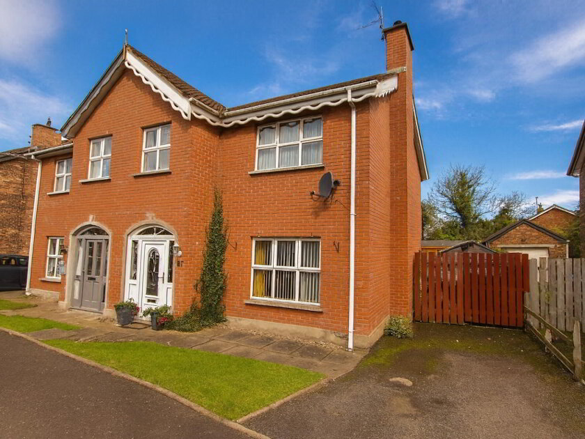 Photo 1 of 87 Laurelvale, Crumlin, Crumlin