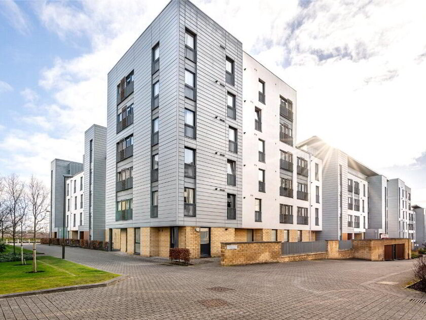 Photo 1 of 14 Kimmerghame Path, Edinburgh