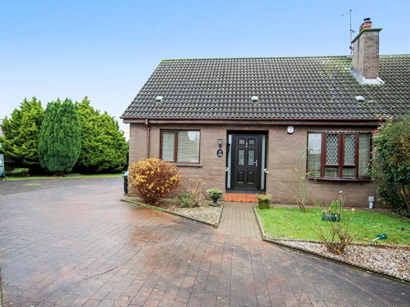 Photo 1 of 118 Landgarve Manor, Crumlin