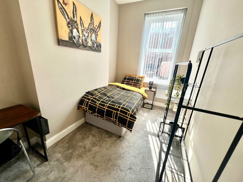 Photo 1 of University Street, Room 2, All Bills Included, Belfast