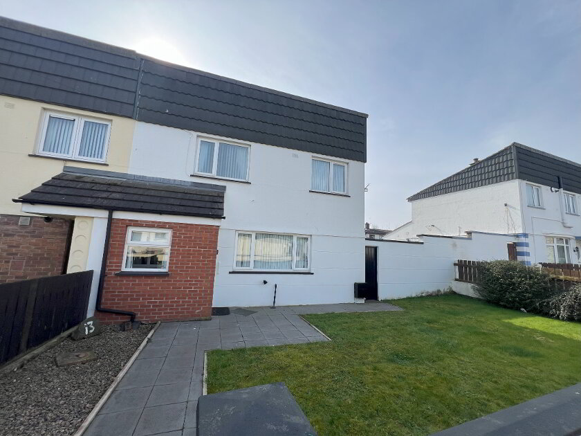 Photo 1 of 13 Slemish Way, Lisburn