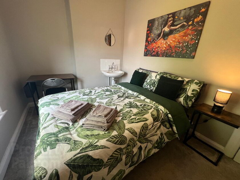 Photo 1 of University Street, Room 3, All Bills Included, Belfast