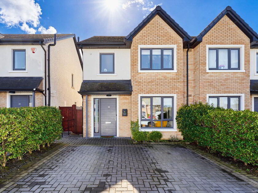 Photo 1 of 32 Athlumney Close, Navan