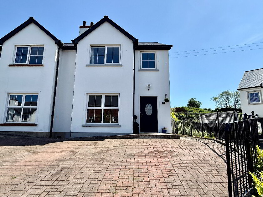 Photo 1 of 26 Manor Hill, Waterside, L'Derry