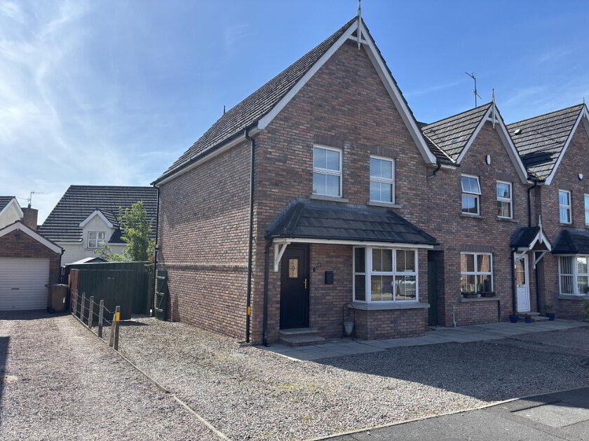 Photo 1 of 27 Church Green, Dromore