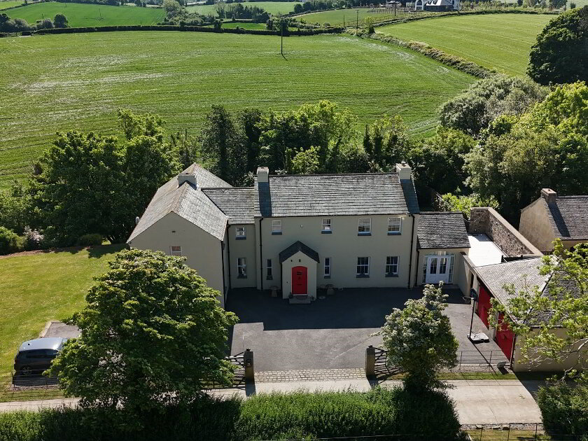 Photo 1 of SPRINGWELL FARM, 19 Gulf Lane, Hillsborough