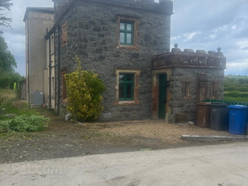Photo 1 of East Gate Lodge, 86 Larne Road, Ballycarry, Carrickfergus