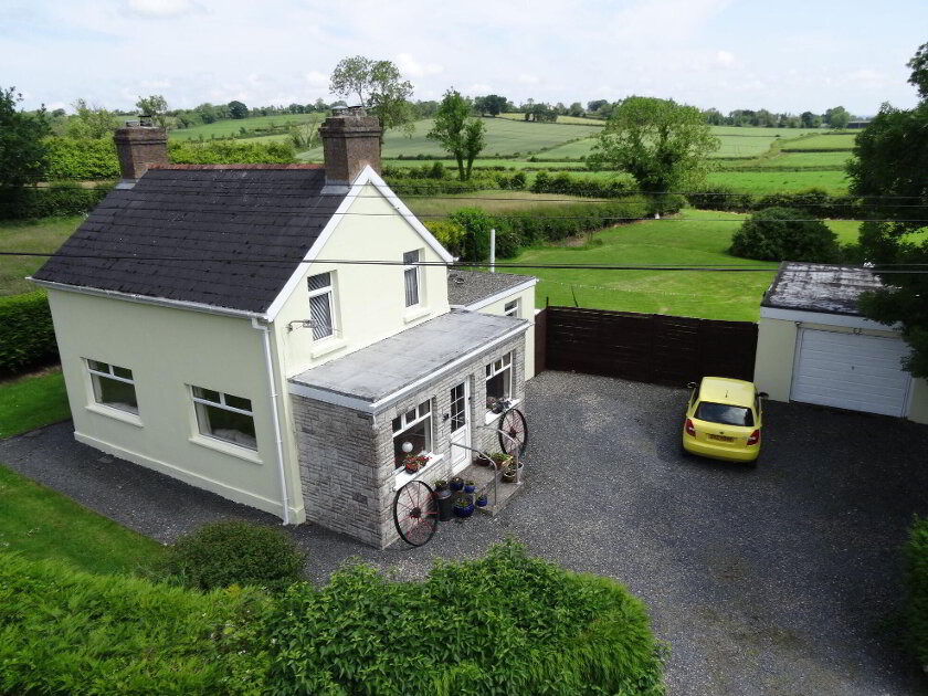 Photo 1 of Country Cottage With Total Grounds Extending To Ap, 1 Lime Kiln Road, Maghaberry