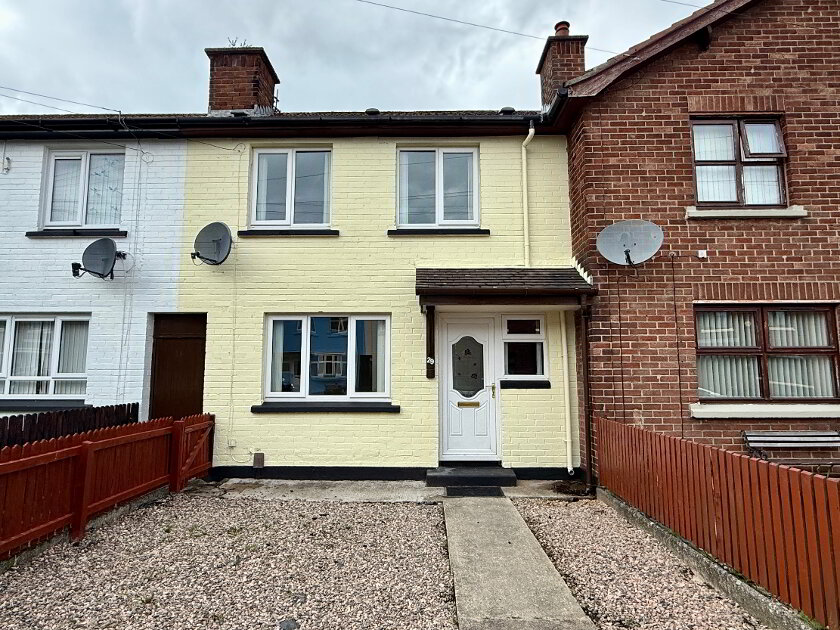 Photo 1 of 29 Rossdowney Drive, Waterside, L'Derry