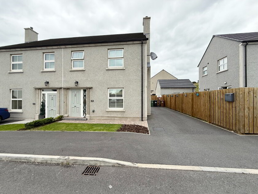 Photo 1 of 20 Crewroe Avenue, Armagh