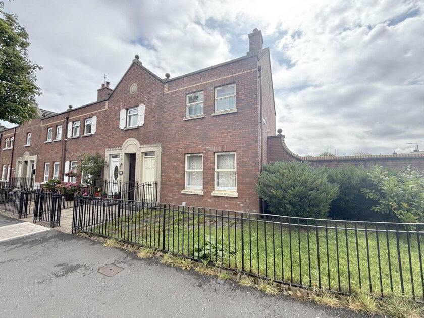 Photo 1 of 285 Albertbridge Road, Belfast