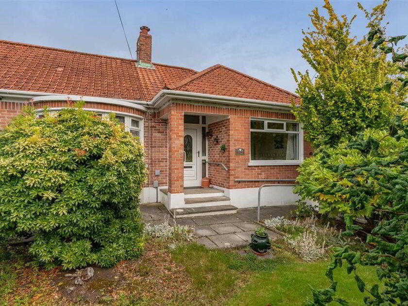 Photo 1 of 17 Ballyregan Road, Dundonald