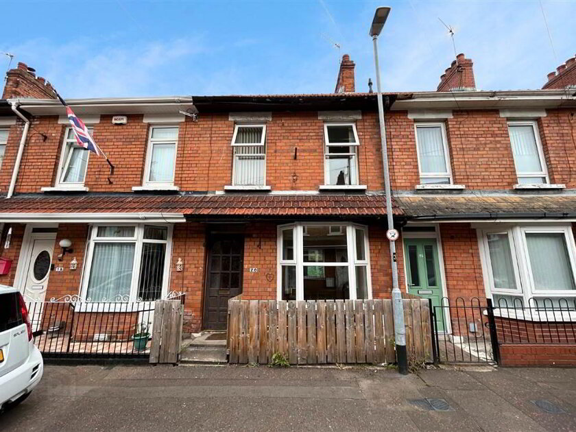 Photo 1 of 20 Oakmount Drive, Belfast