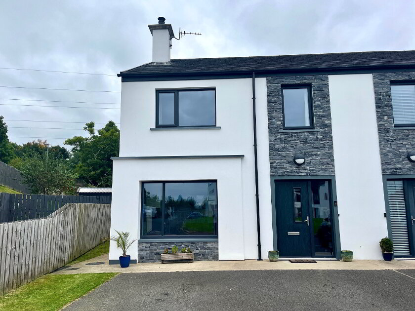 Photo 1 of 15 Tullyardan Square, Culmore, Derry
