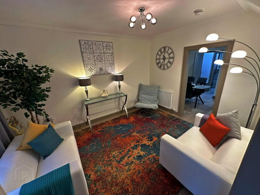 Photo 1 of House For Rent, 25 Oakman St, Belfast