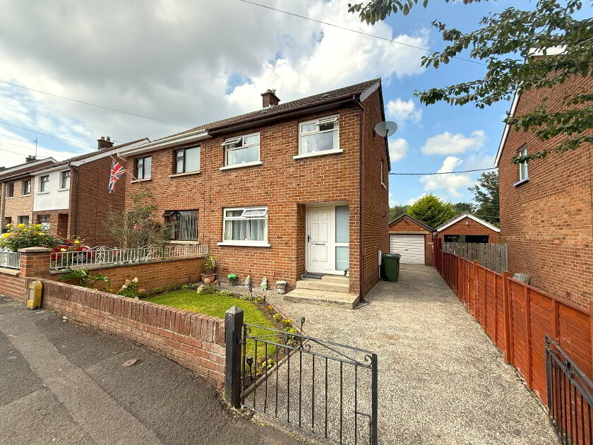 Photo 1 of 16 Mandeville Avenue, Lisburn