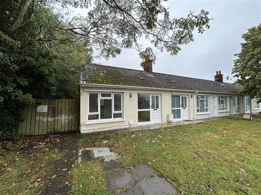 Photo 1 of 140 Bloomfield Road South, Bangor