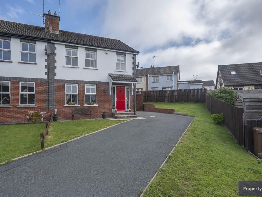 Photo 1 of 4 Greenfield Close, Armagh