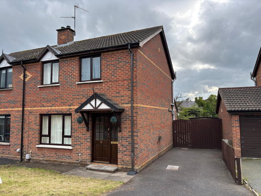 Photo 1 of 12 Demesne Grove, Moira