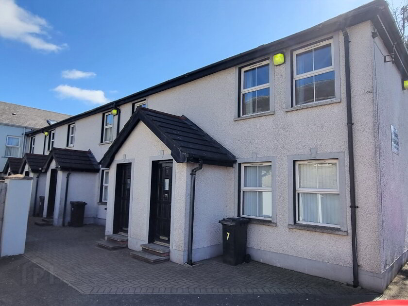 Photo 1 of 15 Millburn Mews, Ballyclare