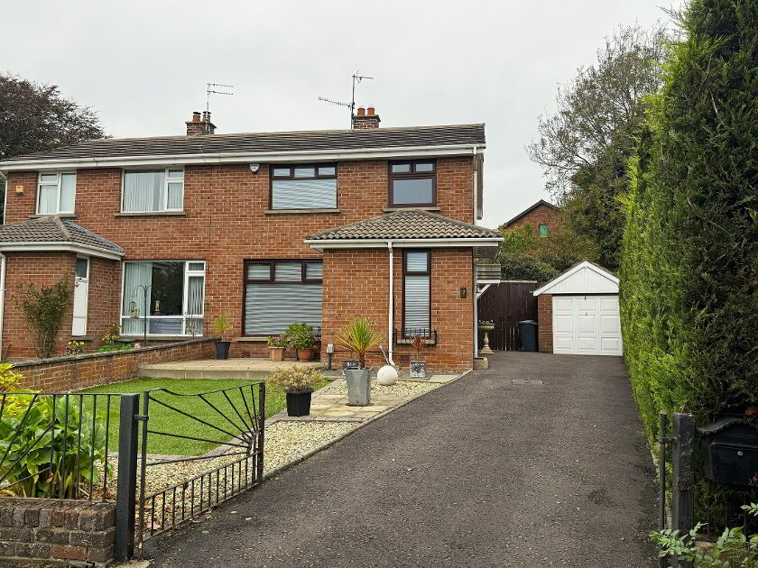 Photo 1 of 7 Pinecroft Park, Lisburn