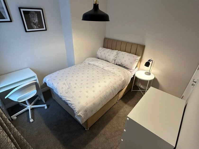 Photo 1 of Room 3, 95 Enfield St, Belfast