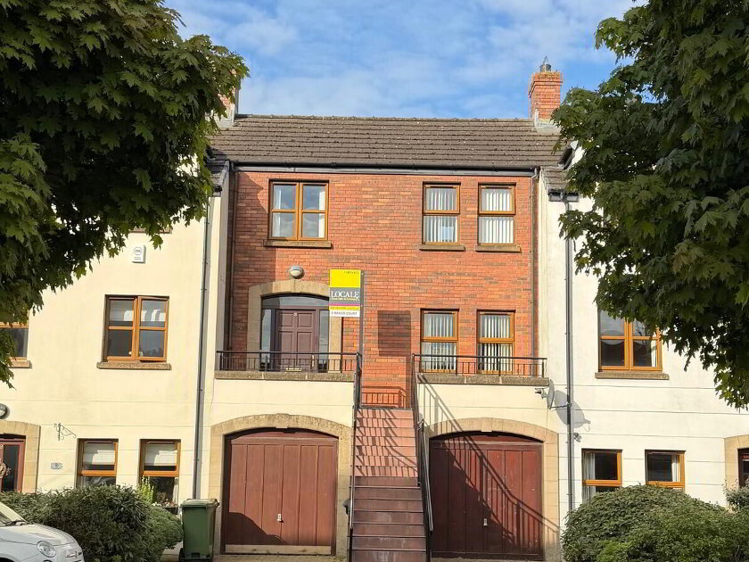 Photo 1 of 8 Manor Court, Moira