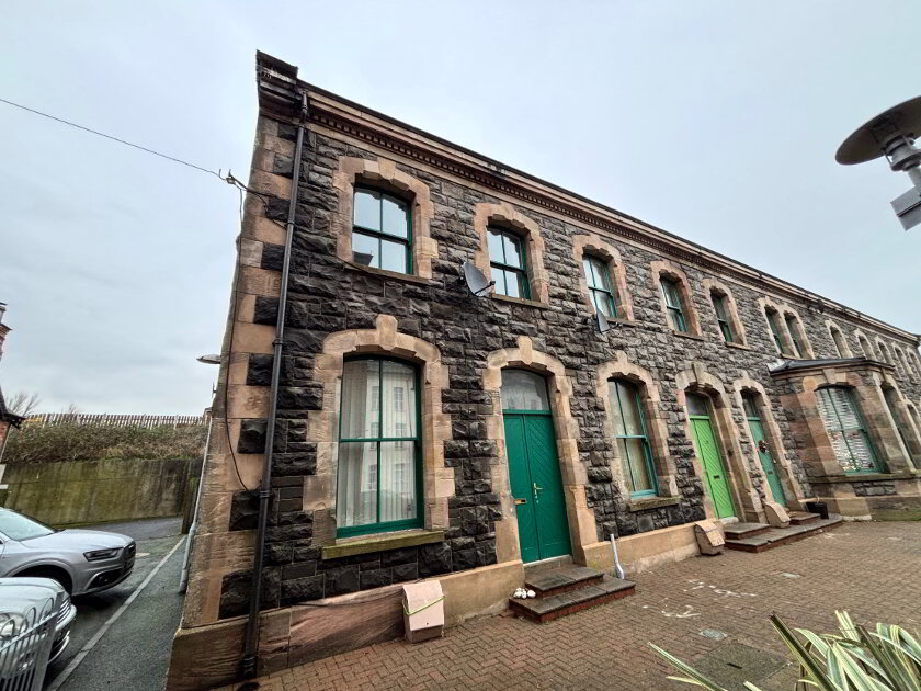 Photo 1 of 29 Barn Mills, Carrickfergus