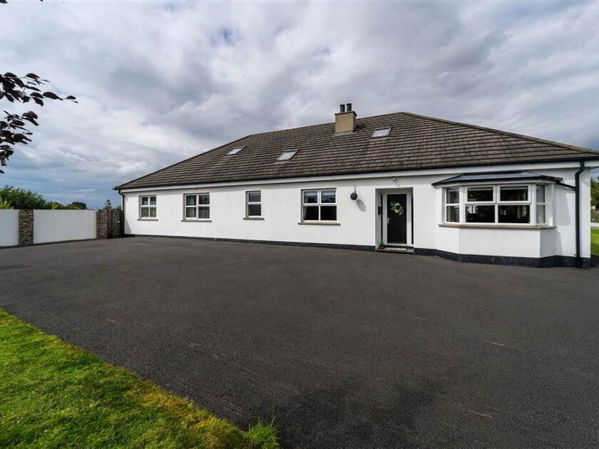 Photo 1 of 28 Lany Road, Moira