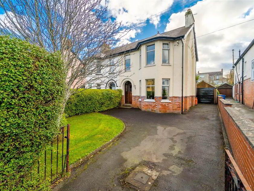 Photo 1 of 46 Groomsport Road, Ballyholme, Bangor