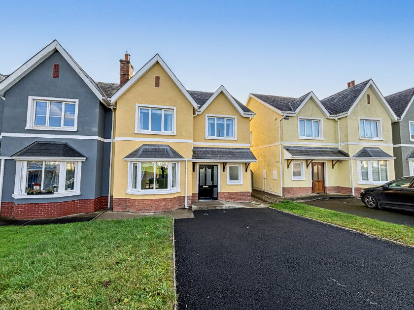 Photo 1 of 67 Orchard Heights, Charleville