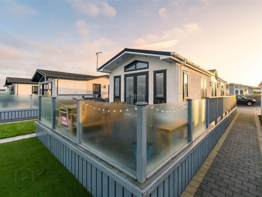 Photo 1 of 37a Seahaven Crescent, Groomsport, Bangor