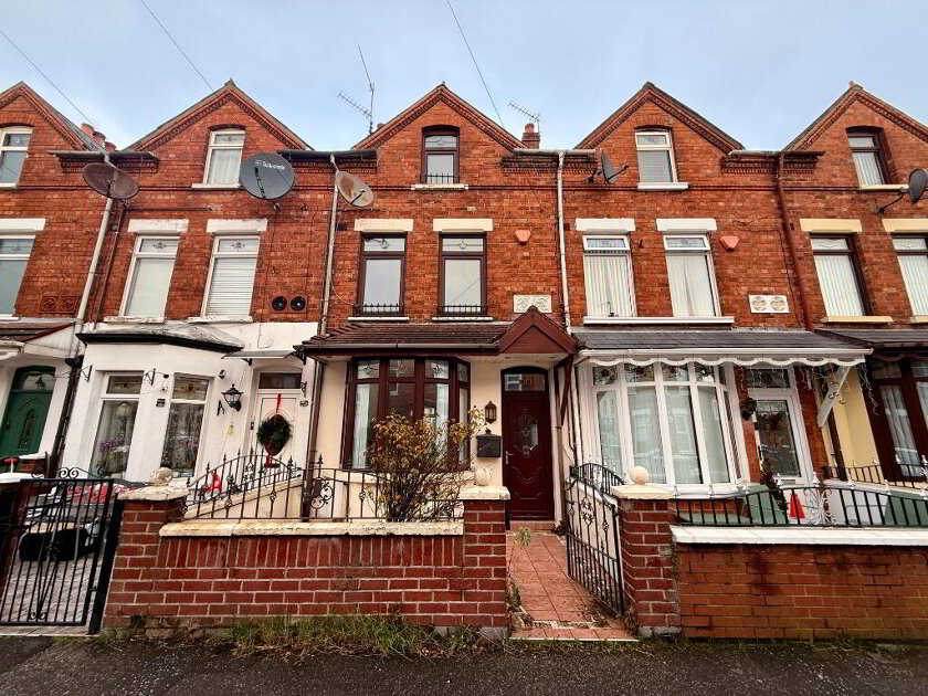 Photo 1 of 69 Willowbank Gardens, Belfast