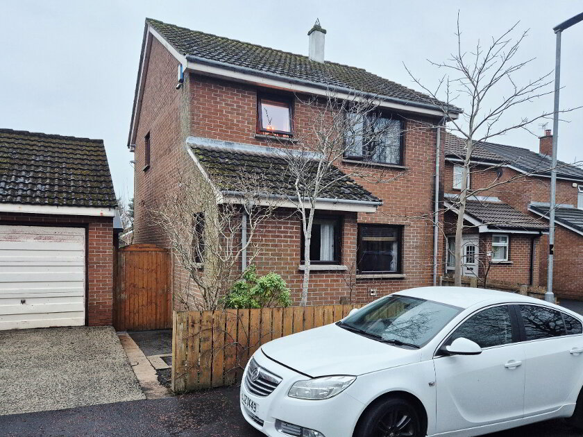 Photo 1 of 15 Glenloch Park, Coleraine