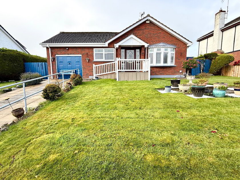 Photo 1 of 29 Mallory Park, Eglinton, Derry