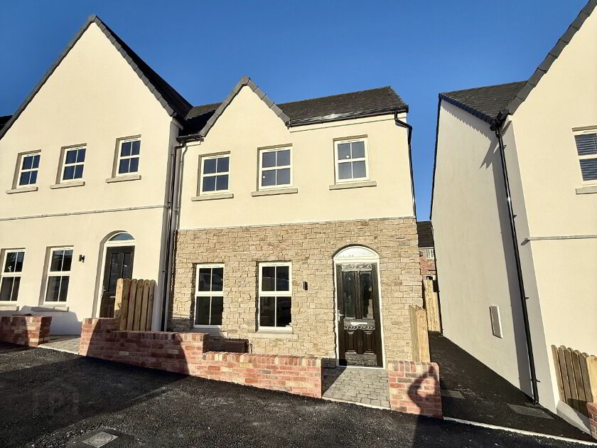 Photo 1 of 84 Cavanacaw Manor, Armagh